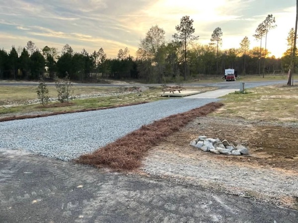 Easy access drive at Southern Pines RV Park off US-441
